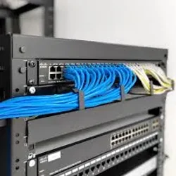 نگهدارنده و مدیریت کابل رک