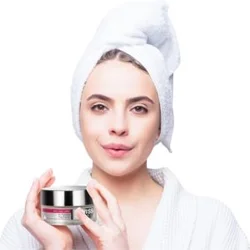 پاک کننده و شوینده صورت