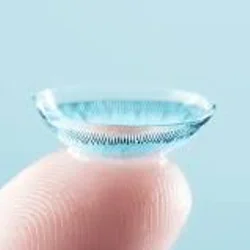 لنز طبی و لنز رنگی