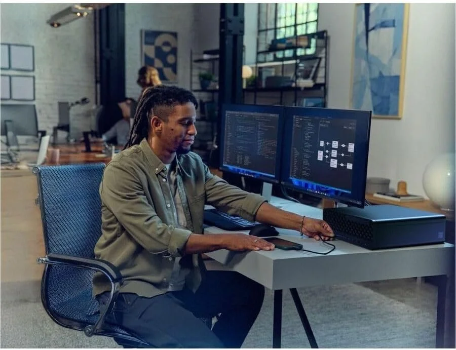 کامپیوتر رومیزی HP EliteDesk 8 G1i - پردازنده Intel Core Ultra 5 235 - فناوری vPro - رم 32 گیگابایت - حافظه SSD 512 گیگابایت - فرم فاکتور کوچک - مشکی جک - خرید هوشمند کامپیوتر رومیزی HP EliteDesk 8 G1i - پردازنده Intel Core Ultra 5 235 - فناوری vPro - رم 32 گیگابایت - حافظه SSD 512 گیگابایت - فرم فاکتور کوچک - مشکی جک - خرید هوشمند