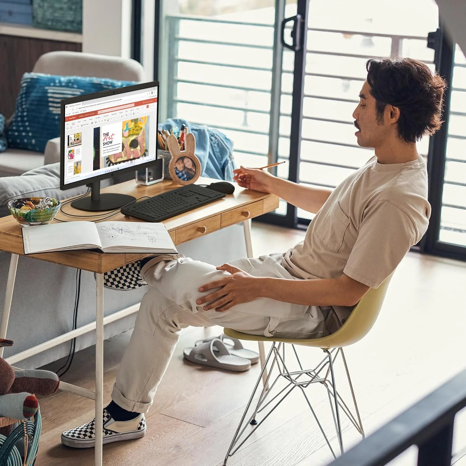 کامپیوتر رومیزی آل این وان 22 اینچی HP، صفحه نمایش FHD، پردازنده Intel N100، رم 8 گیگابایتی، SSD 256 گیگابایتی، گرافیک Intel UHD، ویندوز 11 هوم، مدل 22-dg0020 (2024) کامپیوتر رومیزی آل این وان 22 اینچی HP، صفحه نمایش FHD، پردازنده Intel N100، رم 8 گیگابایتی، SSD 256 گیگابایتی، گرافیک Intel UHD، ویندوز 11 هوم، مدل 22-dg0020 (2024)