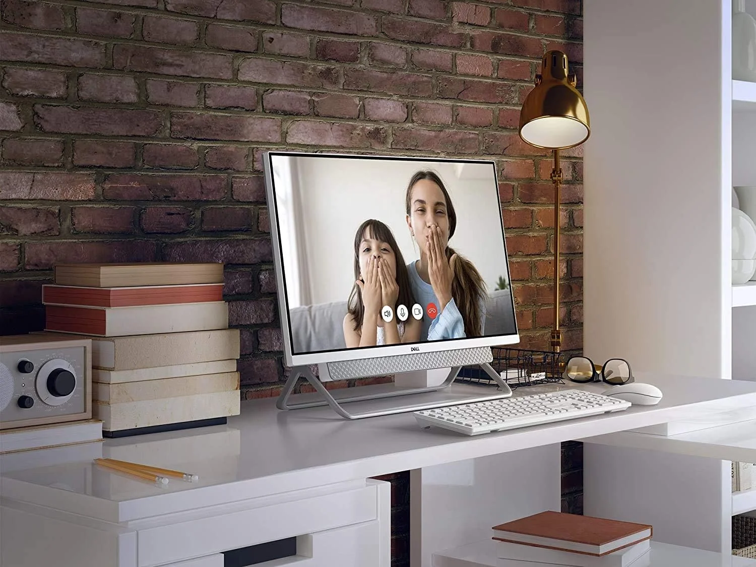 کامپیوتر همه کاره Dell Inspiron 7700، صفحه نمایش لمسی 27 اینچی FHD، پردازنده Intel Core i7-1165G7 نسل 11، رم 32 گیگابایتی، SSD 2 ترابایتی، وب کم، کارت گرافیک Nvidia Geforce MX330 2GB، HDMI، کارت SD، USB Type-C - Windows 10 Pro کامپیوتر همه کاره Dell Inspiron 7700، صفحه نمایش لمسی 27 اینچی FHD، پردازنده Intel Core i7-1165G7 نسل 11، رم 32 گیگابایتی، SSD 2 ترابایتی، وب کم، کارت گرافیک Nvidia Geforce MX330 2GB، HDMI، کارت SD، USB Type-C - Windows 10 Pro