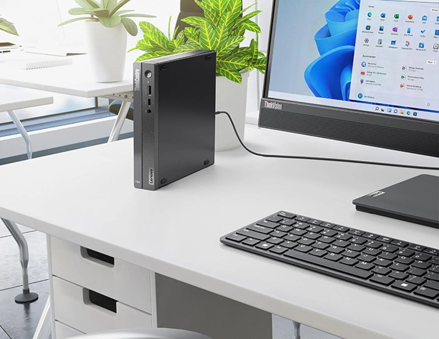 کامپیوتر رومیزی تجاری Lenovo ThinkCentre neo 50q Gen 4 MFF، پردازنده نسل سیزدهم Intel Core i5-13420H، رم 16 گیگابایتی، SSD 512 گیگابایتی PCIe، پورت نمایشگر، HDMI، RJ-45، Wi-Fi 6، Windows 11 Pro کامپیوتر رومیزی تجاری Lenovo ThinkCentre neo 50q Gen 4 MFF، پردازنده نسل سیزدهم Intel Core i5-13420H، رم 16 گیگابایتی، SSD 512 گیگابایتی PCIe، پورت نمایشگر، HDMI، RJ-45، Wi-Fi 6، Windows 11 Pro