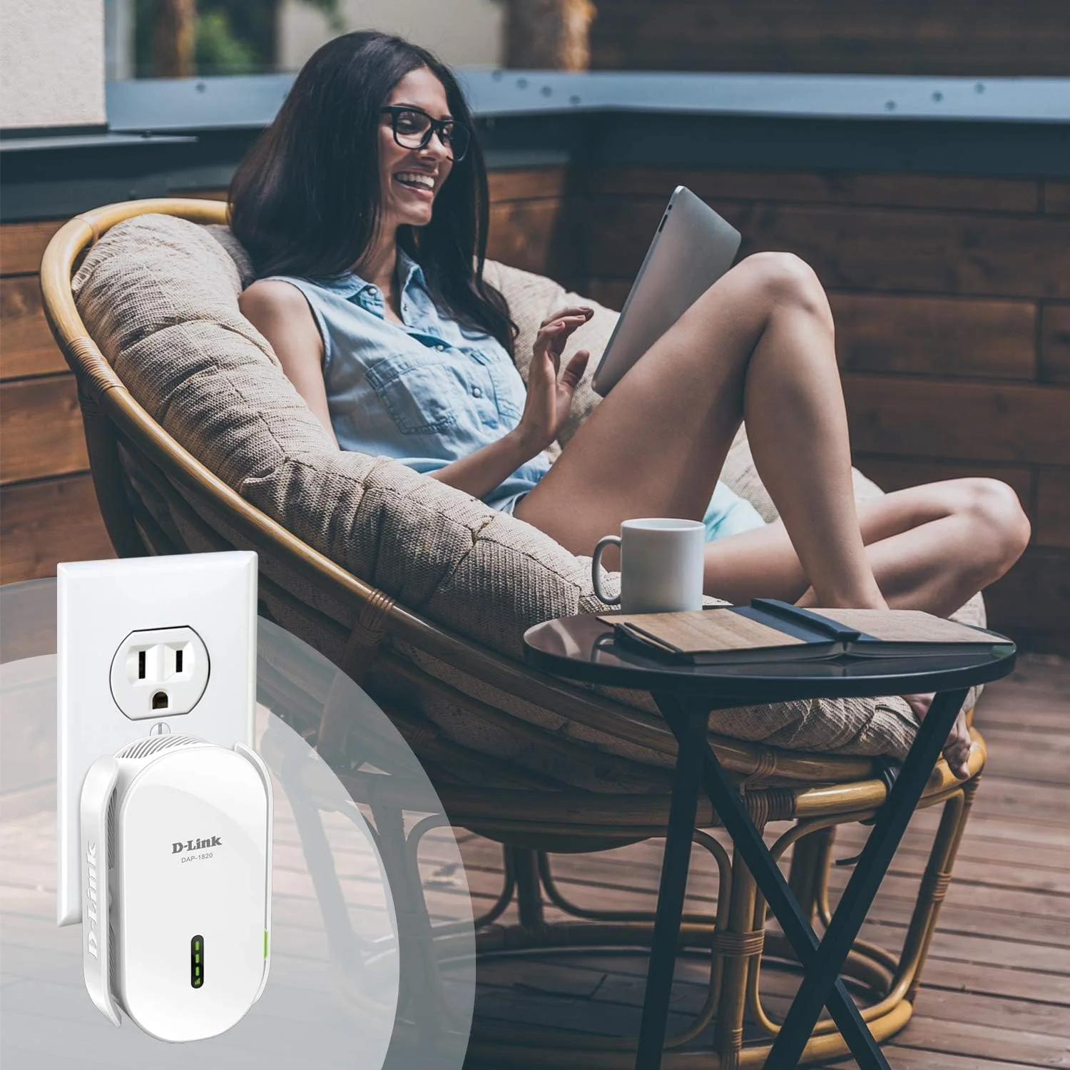 تقویت کننده محدوده وای فای D-Link، تقویت کننده سیگنال دیواری مش AC2000، پوشش تا 2600 فوت مربع، تکرار کننده بی سیم دو بانده، نقطه دسترسی برای خانه هوشمند (DAP-1820-US)