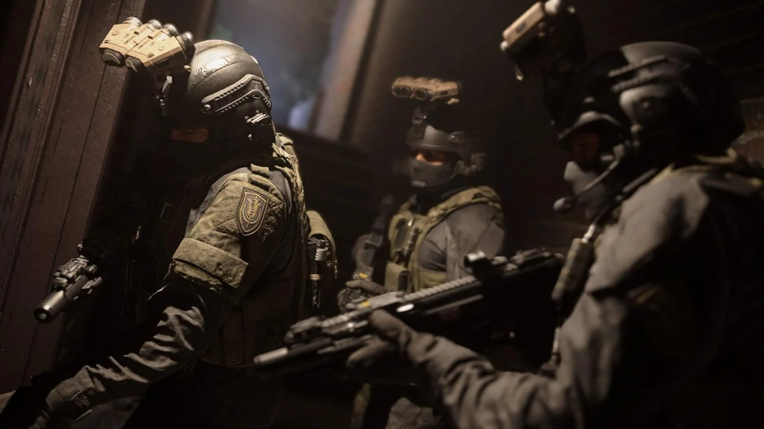 کنسول پلی استیشن 4 سونی با ظرفیت 1 ترابایت (مشکی) به همراه بسته Call of Duty Modern Warfare - نسخه امارات کنسول پلی استیشن 4 سونی با ظرفیت 1 ترابایت (مشکی) به همراه بسته Call of Duty Modern Warfare - نسخه امارات