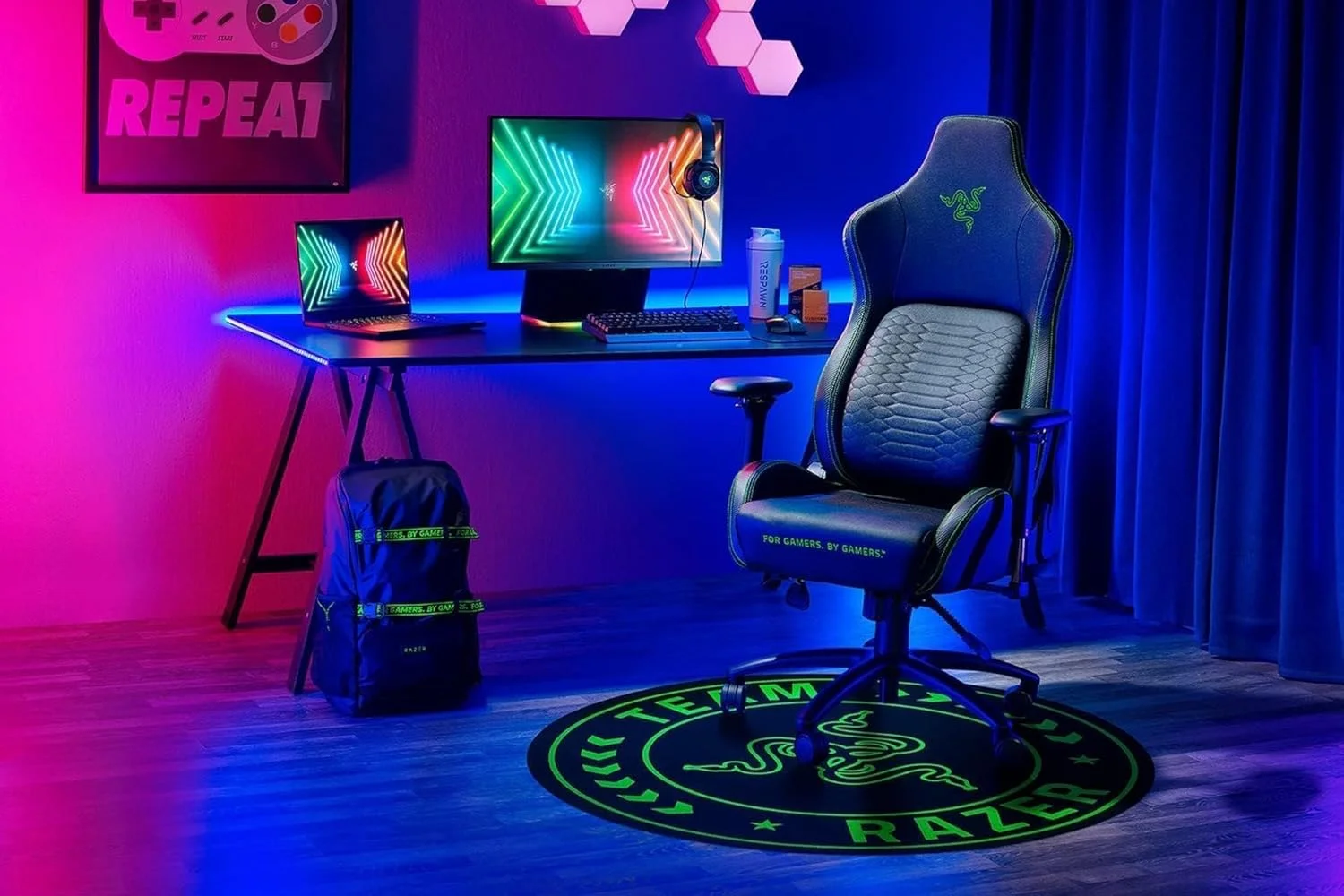 زیرانداز تیم Razer، لوازم جانبی اتاق و صندلی گیمینگ برای ورزش های الکترونیکی - مشکی/سبز زیرانداز تیم Razer، لوازم جانبی اتاق و صندلی گیمینگ برای ورزش های الکترونیکی - مشکی/سبز