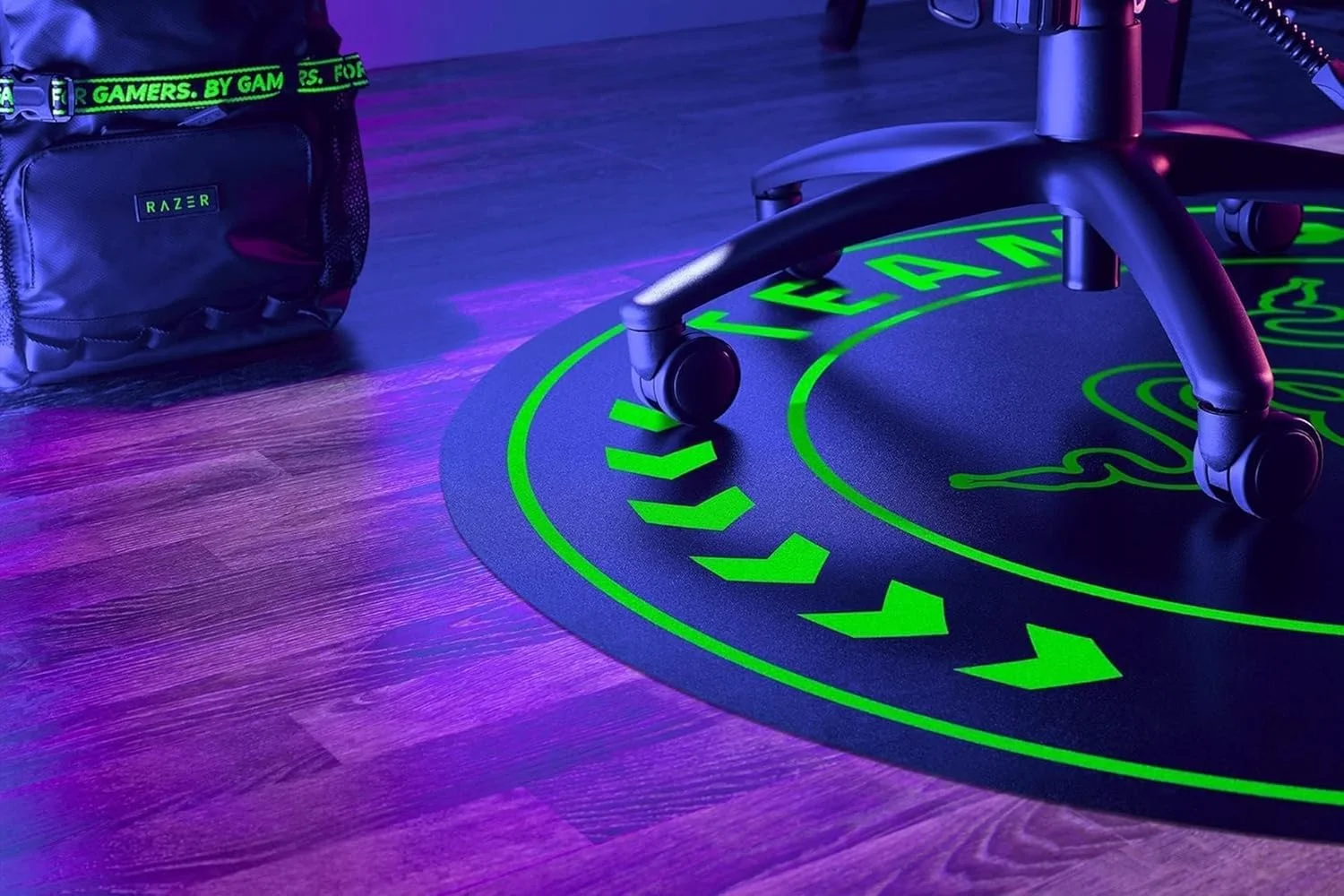 زیرانداز تیم Razer، لوازم جانبی اتاق و صندلی گیمینگ برای ورزش های الکترونیکی - مشکی/سبز زیرانداز تیم Razer، لوازم جانبی اتاق و صندلی گیمینگ برای ورزش های الکترونیکی - مشکی/سبز