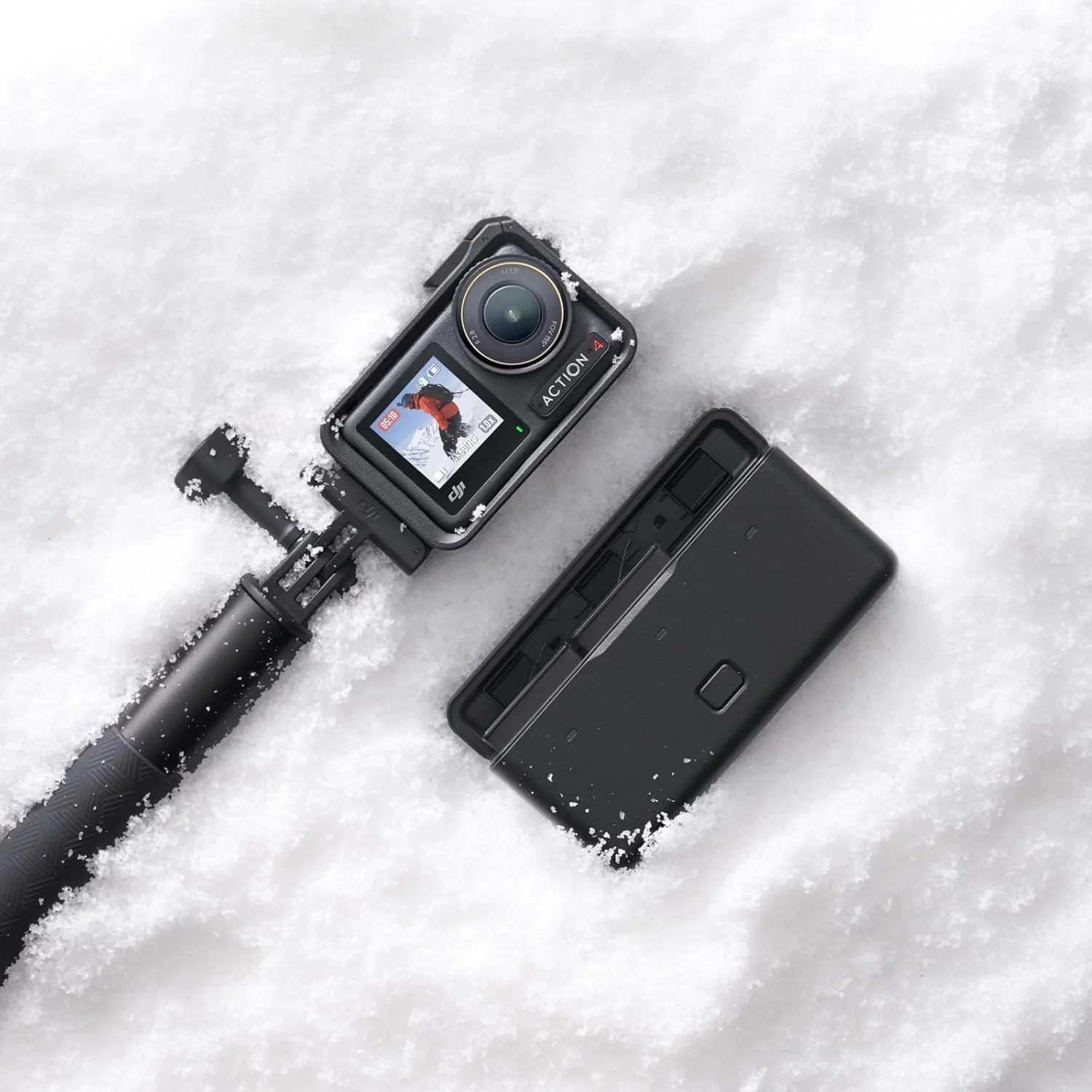 DJI Osmo Action 4 Adventure Combo با پایه مغناطیسی - دوربین ضد آب 4K/120fps، سنسور 1/1.3 اینچی، 10 بیتی و D-Log M، زاویه دید فوق عریض 155 درجه، تا 7.5 ساعت با 3 باتری اضافی DJI Osmo Action 4 Adventure Combo با پایه مغناطیسی - دوربین ضد آب 4K/120fps، سنسور 1/1.3 اینچی، 10 بیتی و D-Log M، زاویه دید فوق عریض 155 درجه، تا 7.5 ساعت با 3 باتری اضافی