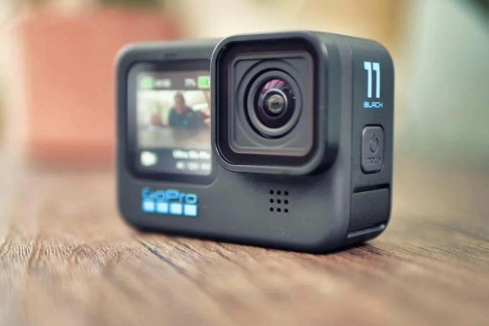 دوربین اکشن ضد آب کوچک GoPro HERO11 Black Mini با ویدئو 5.3K60 Ultra HD، عکس های 24.7 مگاپیکسلی، سنسور تصویر 1/1.9 اینچی، پخش زنده، تثبیت کننده