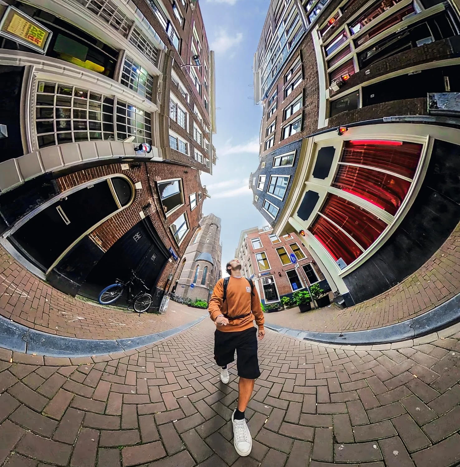 دوربین اکشن 360+ ضد آب سنتی GoPro Max با صفحه لمسی کروی، فیلم HD 5.6K30، عکس های 360 درجه 16.6 مگاپیکسلی، پخش زنده 1080P و تثبیت کننده دوربین اکشن 360+ ضد آب سنتی GoPro Max با صفحه لمسی کروی، فیلم HD 5.6K30، عکس های 360 درجه 16.6 مگاپیکسلی، پخش زنده 1080P و تثبیت کننده