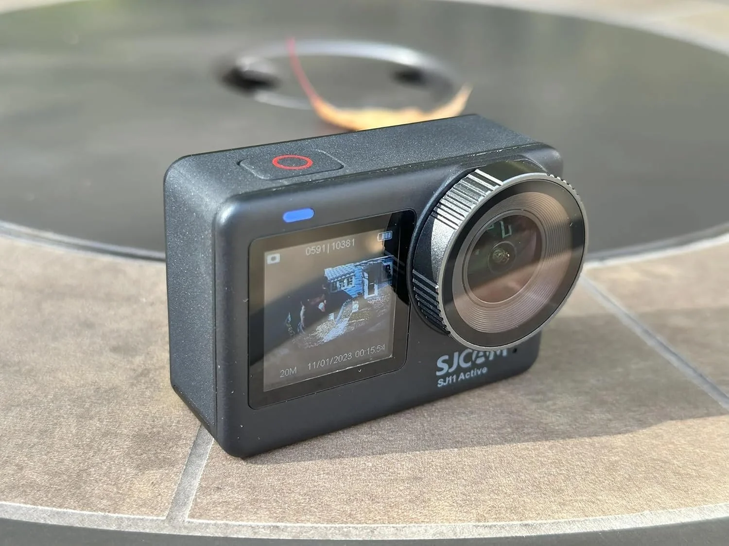 دوربین اکشن 4K SJCAM SJ11، ضد آب تا عمق 30 متر، دوربین کلاه کاسکت موتور سیکلت، تثبیت کننده OIS+EIS، میدان دید فوق العاده با Active HDR، وای فای 5G، دوربین ورزشی کنترل از راه دور با کیت های کلاه ایمنی