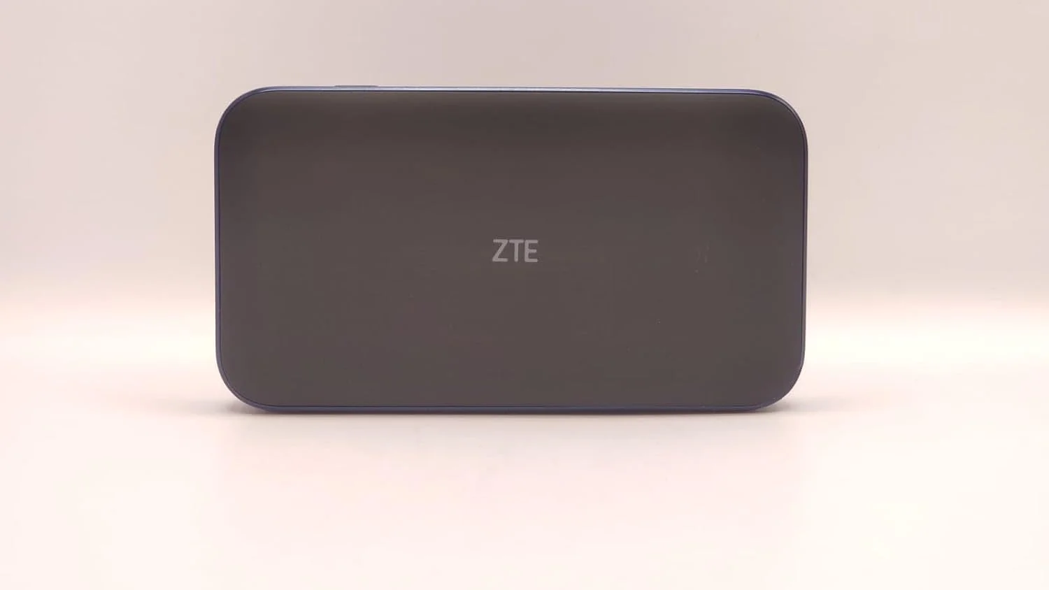 مودم روتر ZTE MU5002 مودم روتر ZTE MU5002