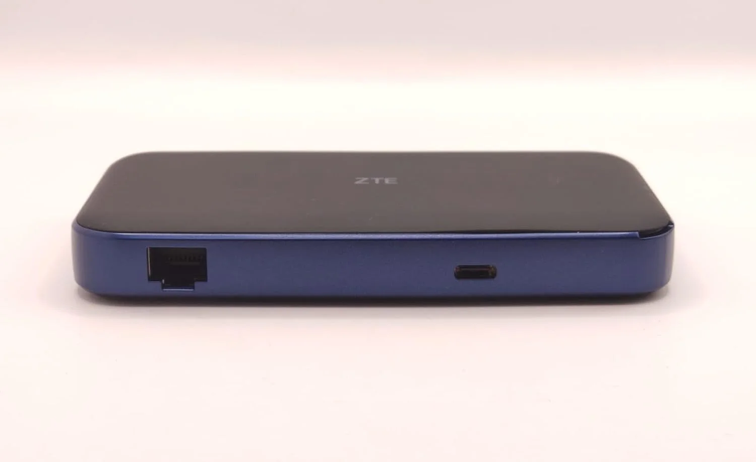 مودم روتر ZTE MU5002 مودم روتر ZTE MU5002