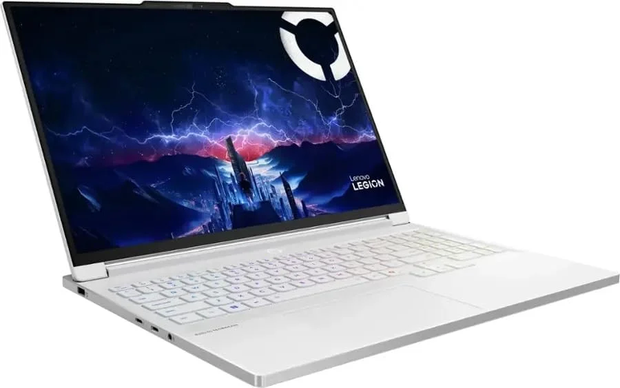 لپ تاپ گیمینگ هوش مصنوعی لنوو Legion 7i Gen 10، اینتل Ultra 9 275HX، نمایشگر 16 اینچی OLED 2.6K (2560x1600) 240 هرتز 500 نیت، 32 گیگابایت DDR5، 2 ترابایت SSD، NVIDIA RTX 5070، دوربین 5 مگاپیکسلی با E-Shutter، Wi-Fi 7، ویندوز 11 - سفید یخی لپ تاپ گیمینگ هوش مصنوعی لنوو Legion 7i Gen 10، اینتل Ultra 9 275HX، نمایشگر 16 اینچی OLED 2.6K (2560x1600) 240 هرتز 500 نیت، 32 گیگابایت DDR5، 2 ترابایت SSD، NVIDIA RTX 5070، دوربین 5 مگاپیکسلی با E-Shutter، Wi-Fi 7، ویندوز 11 - سفید یخی