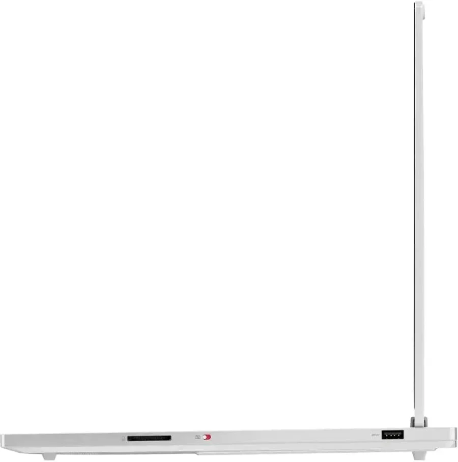 لپ تاپ گیمینگ هوش مصنوعی لنوو Legion 7i Gen 10، اینتل Ultra 9 275HX، نمایشگر 16 اینچی OLED 2.6K (2560x1600) 240 هرتز 500 نیت، 32 گیگابایت DDR5، 2 ترابایت SSD، NVIDIA RTX 5070، دوربین 5 مگاپیکسلی با E-Shutter، Wi-Fi 7، ویندوز 11 - سفید یخی لپ تاپ گیمینگ هوش مصنوعی لنوو Legion 7i Gen 10، اینتل Ultra 9 275HX، نمایشگر 16 اینچی OLED 2.6K (2560x1600) 240 هرتز 500 نیت، 32 گیگابایت DDR5، 2 ترابایت SSD، NVIDIA RTX 5070، دوربین 5 مگاپیکسلی با E-Shutter، Wi-Fi 7، ویندوز 11 - سفید یخی