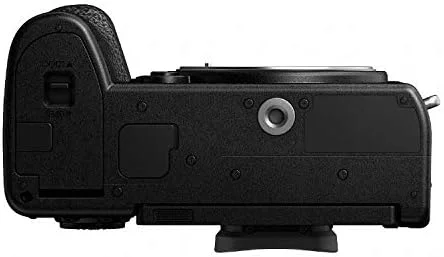دوربین بدون آینه فول فریم پاناسونیک LUMIX S5، ضبط ویدیو 4K 60P با صفحه نمایش چرخان و WiFi، مانت L، لرزشگیر دوگانه 5 محوره، DC-S5BODY (مشکی) دوربین بدون آینه فول فریم پاناسونیک LUMIX S5، ضبط ویدیو 4K 60P با صفحه نمایش چرخان و WiFi، مانت L، لرزشگیر دوگانه 5 محوره، DC-S5BODY (مشکی)