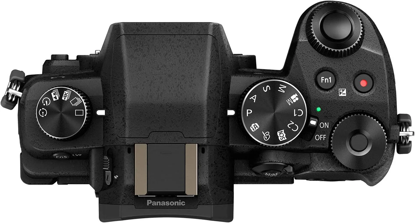 دوربین دیجیتال 4K پاناسونیک LUMIX G85 با لنز 12-60 میلیمتری Power O.I.S.، دوربین بدون آینه 16 مگاپیکسلی، تثبیتکننده تصویر دوگانه 5 محوره درون بدنه، LCD لمسی و شیبدار 3 اینچی، DMC-G85MK (مشکی) دوربین دیجیتال 4K پاناسونیک LUMIX G85 با لنز 12-60 میلیمتری Power O.I.S.، دوربین بدون آینه 16 مگاپیکسلی، تثبیتکننده تصویر دوگانه 5 محوره درون بدنه، LCD لمسی و شیبدار 3 اینچی، DMC-G85MK (مشکی)
