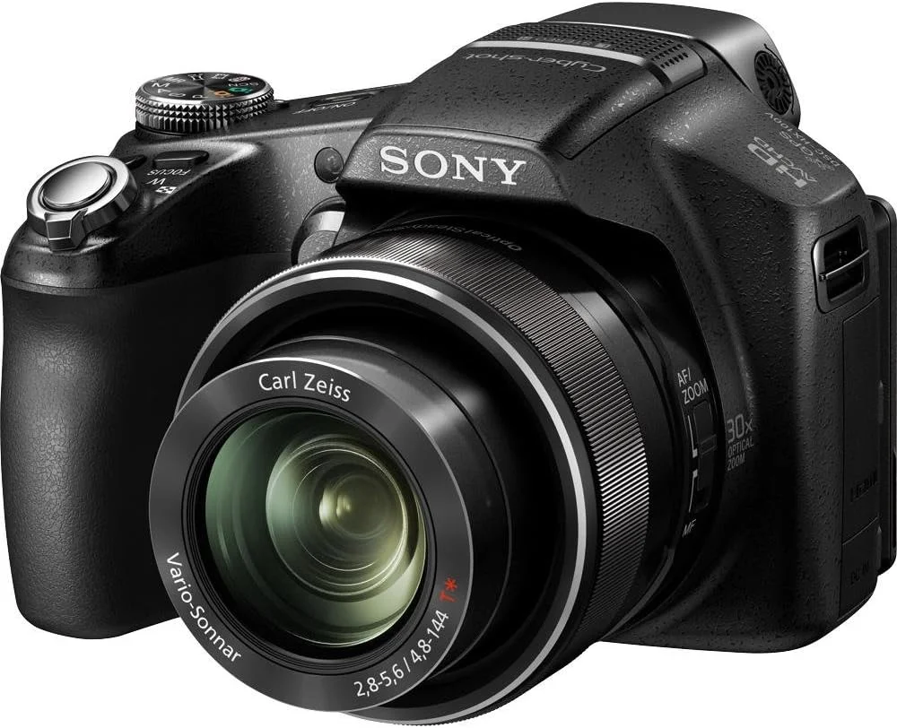 دوربین دیجیتال سونی سایبر-شات DSC-HX100V با حسگر CMOS Exmor R 16.2 مگاپیکسلی، لنز زوم اپتیکال 30x کارل زایس و فیلمبرداری Full HD 1080
