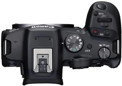 دوربین بدون آینه Canon EOS R7 با کیت لنز RF-S 18-150mm