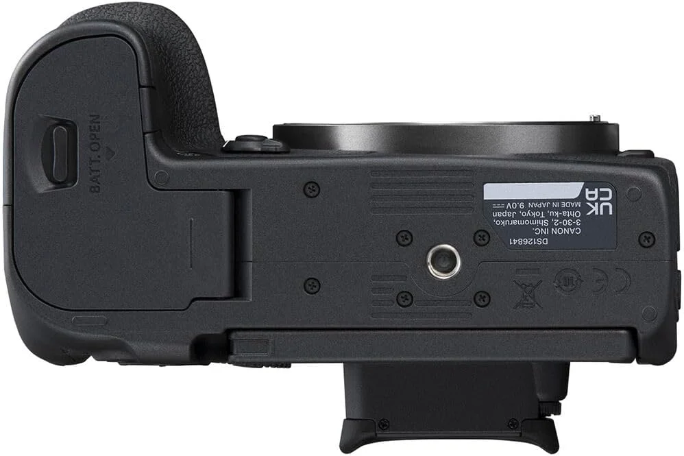 دوربین بدون آینه کانن EOS R7 به همراه لنز RF-S 18-150mm F3.5-6.3 IS STM، نسخه امارات با گارانتی رسمی