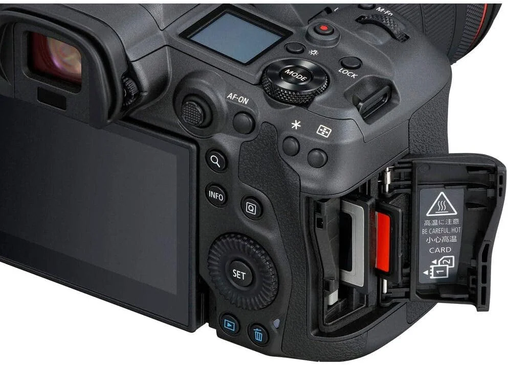 دوربین عکاسی کانن EOS R5 بدنه با لنز RF 24-105mm f/4L IS USM - دوربین بدون آینه با لنز قابل تعویض - مشکی