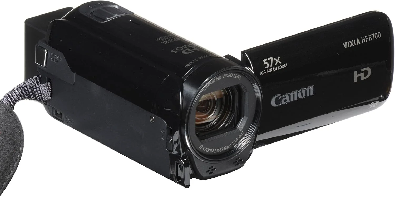دوربین فیلمبرداری کانن VIXIA HF R700 Full HD با زوم پیشرفته 57 برابر، ویدیوی 1080P، صفحه لمسی 3 اینچی و پردازنده تصویر DIGIC DV 4 - مشکی (بازسازی شده) دوربین فیلمبرداری کانن VIXIA HF R700 Full HD با زوم پیشرفته 57 برابر، ویدیوی 1080P، صفحه لمسی 3 اینچی و پردازنده تصویر DIGIC DV 4 - مشکی (بازسازی شده)