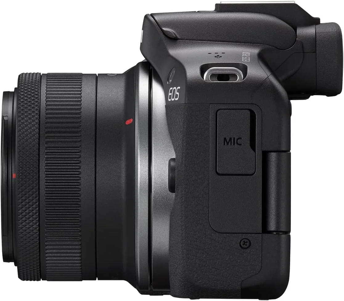 دوربین بدون آینه کانن EOS R50 با لنز RF-S18-45mm F4.5-6.3 IS STM، سنسور CMOS 24.2 مگاپیکسلی (APS-C)، فیلمبرداری 4K، دوربین هیبریدی، عکس و فیلم، ولاگینگ، تولید کننده محتوا، مانت RF، مشکی