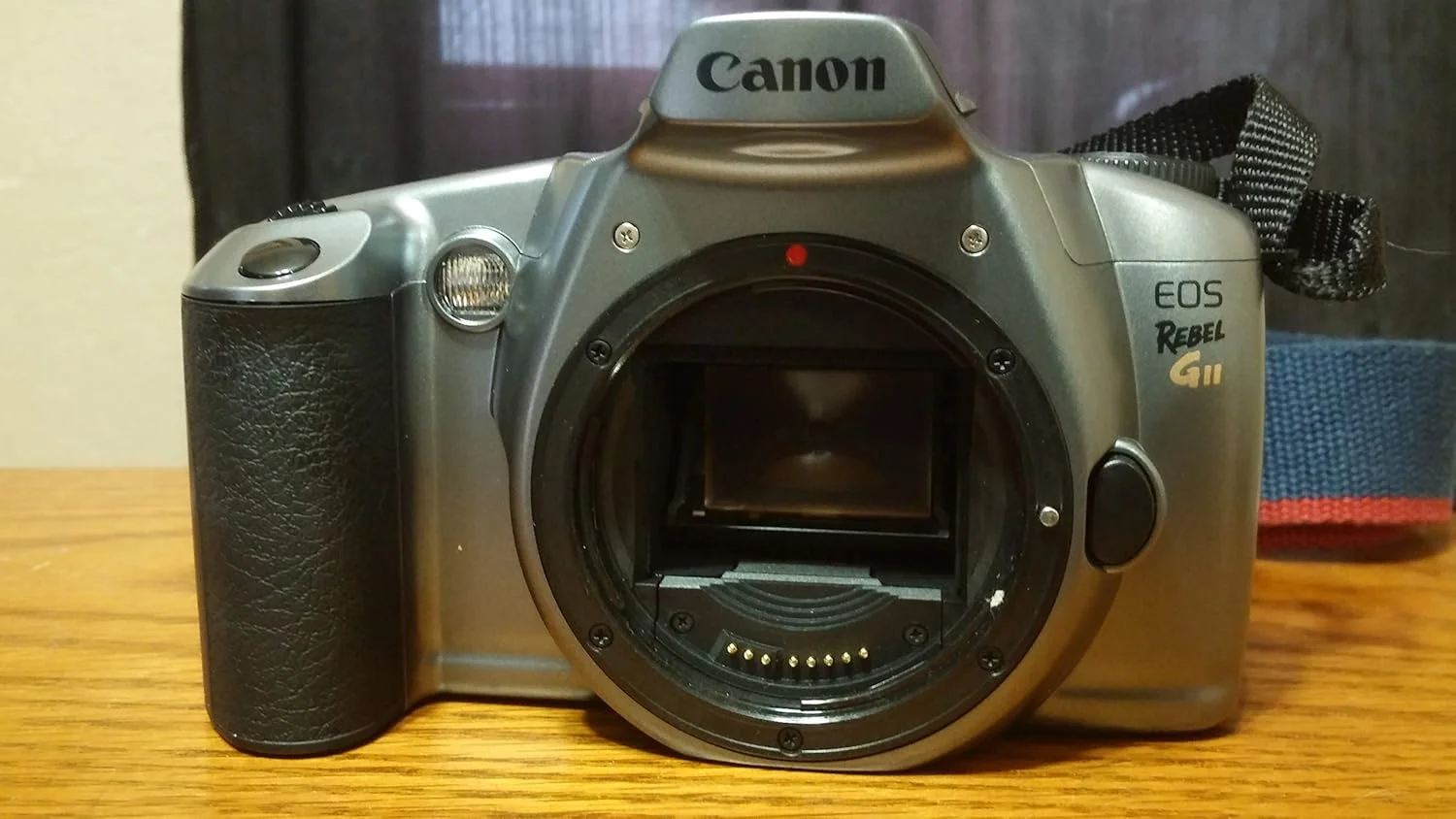 دوربین SLR 35 میلی متری Canon EOS Rebel GII (فقط بدنه)