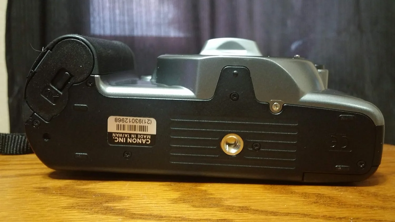 دوربین SLR 35 میلی متری Canon EOS Rebel GII (فقط بدنه) دوربین SLR 35 میلی متری Canon EOS Rebel GII (فقط بدنه)