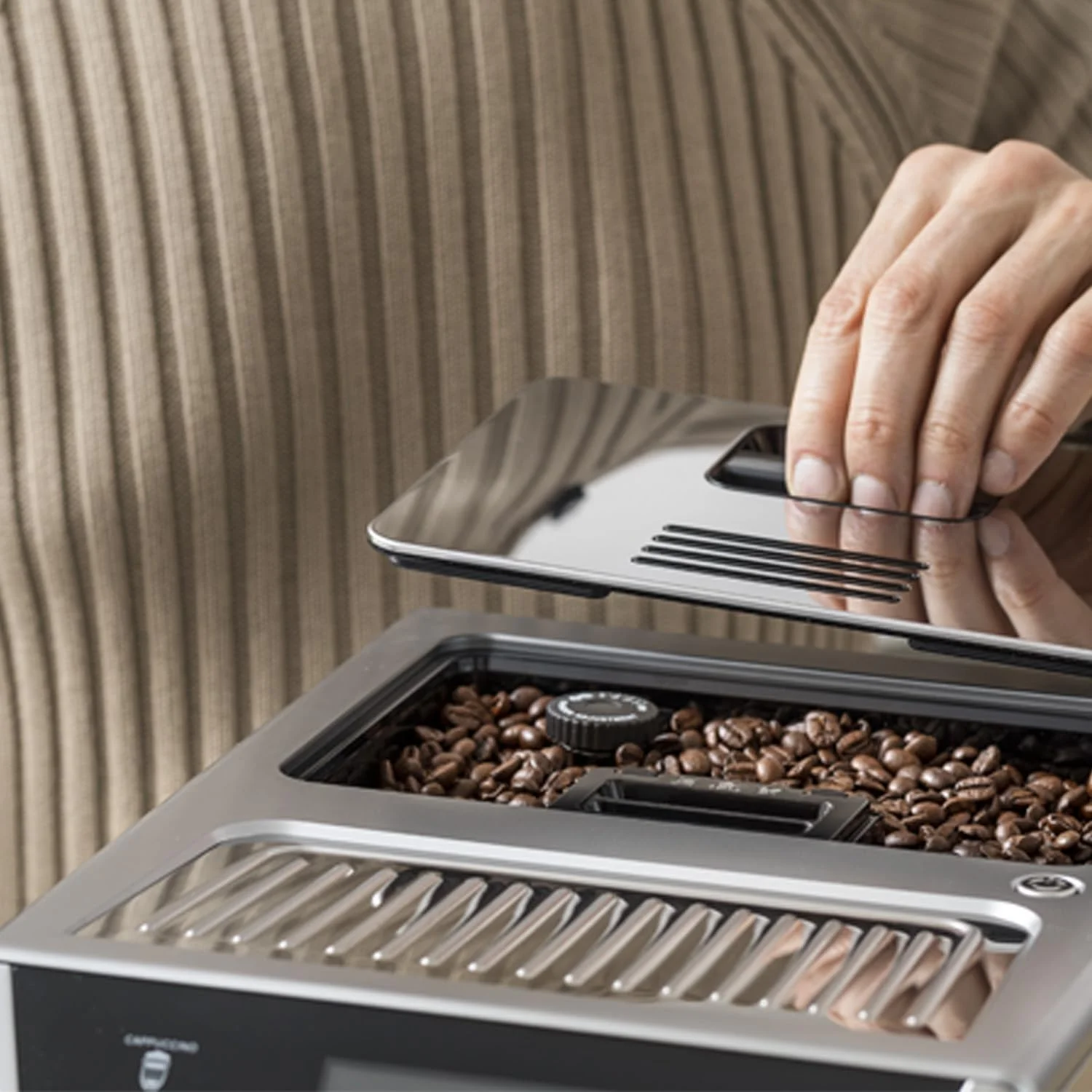 دستگاه قهوه ساز تمام اتوماتیک DE'LONGHI PRIMADONNA Elite، 18+ عملکرد، دستگاه اسپرسو ساز دانه به فنجان برای آمریکانو، کاپوچینو، لاته، ماکیاتو و غیره، کنترل لمسی، آسیاب دقیق، ECAM650.85.MS دستگاه قهوه ساز تمام اتوماتیک DE'LONGHI PRIMADONNA Elite، 18+ عملکرد، دستگاه اسپرسو ساز دانه به فنجان برای آمریکانو، کاپوچینو، لاته، ماکیاتو و غیره، کنترل لمسی، آسیاب دقیق، ECAM650.85.MS