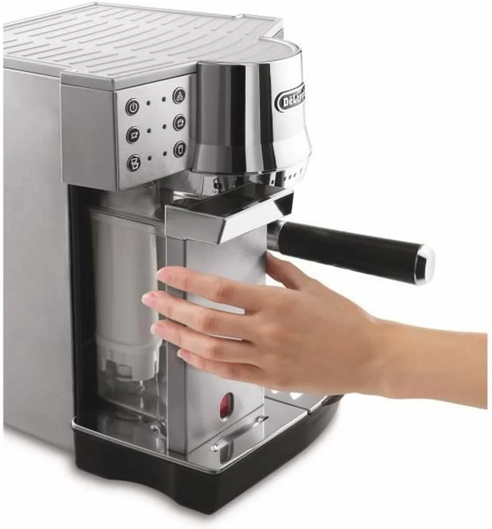 دستگاه اسپرسو و کاپوچینو ساز دلونگی مدل EC850.M رنگ نقره ای