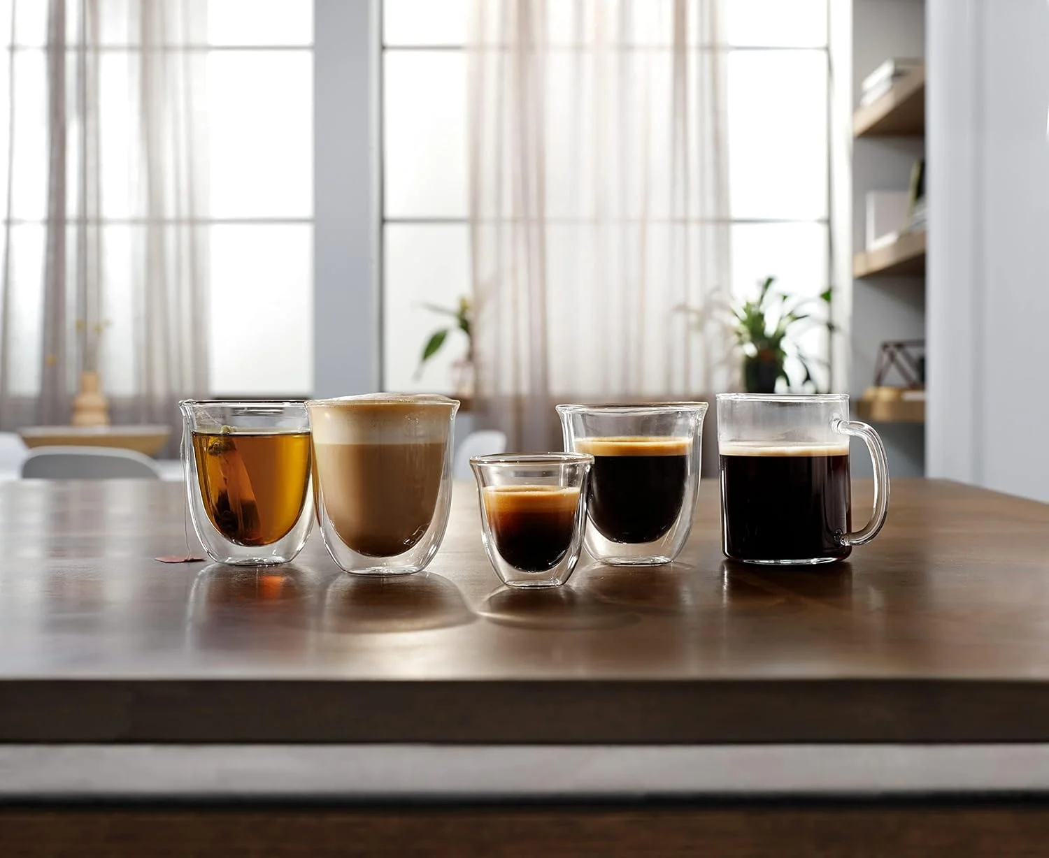 دستگاه قهوه ساز تمام اتوماتیک دانه به فنجان دلونگی مدل Magnifica EVO | دارای فوم ساز شیر سنتی | آسیاب داخلی | ECAM290.21.B | مشکی دستگاه قهوه ساز تمام اتوماتیک دانه به فنجان دلونگی مدل Magnifica EVO | دارای فوم ساز شیر سنتی | آسیاب داخلی | ECAM290.21.B | مشکی