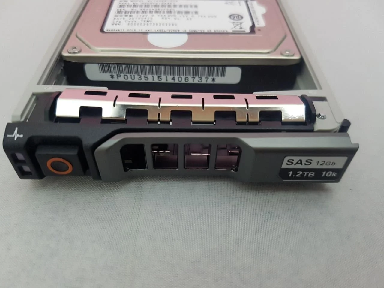 هارد دیسک داخلی دل مدل 089D42 با ظرفیت 1.2 ترابایت، سرعت 10K، رابط SAS-12GB/s و فرم فاکتور 2.5 اینچ مناسب سرورهای PowerEdge سری 13G
