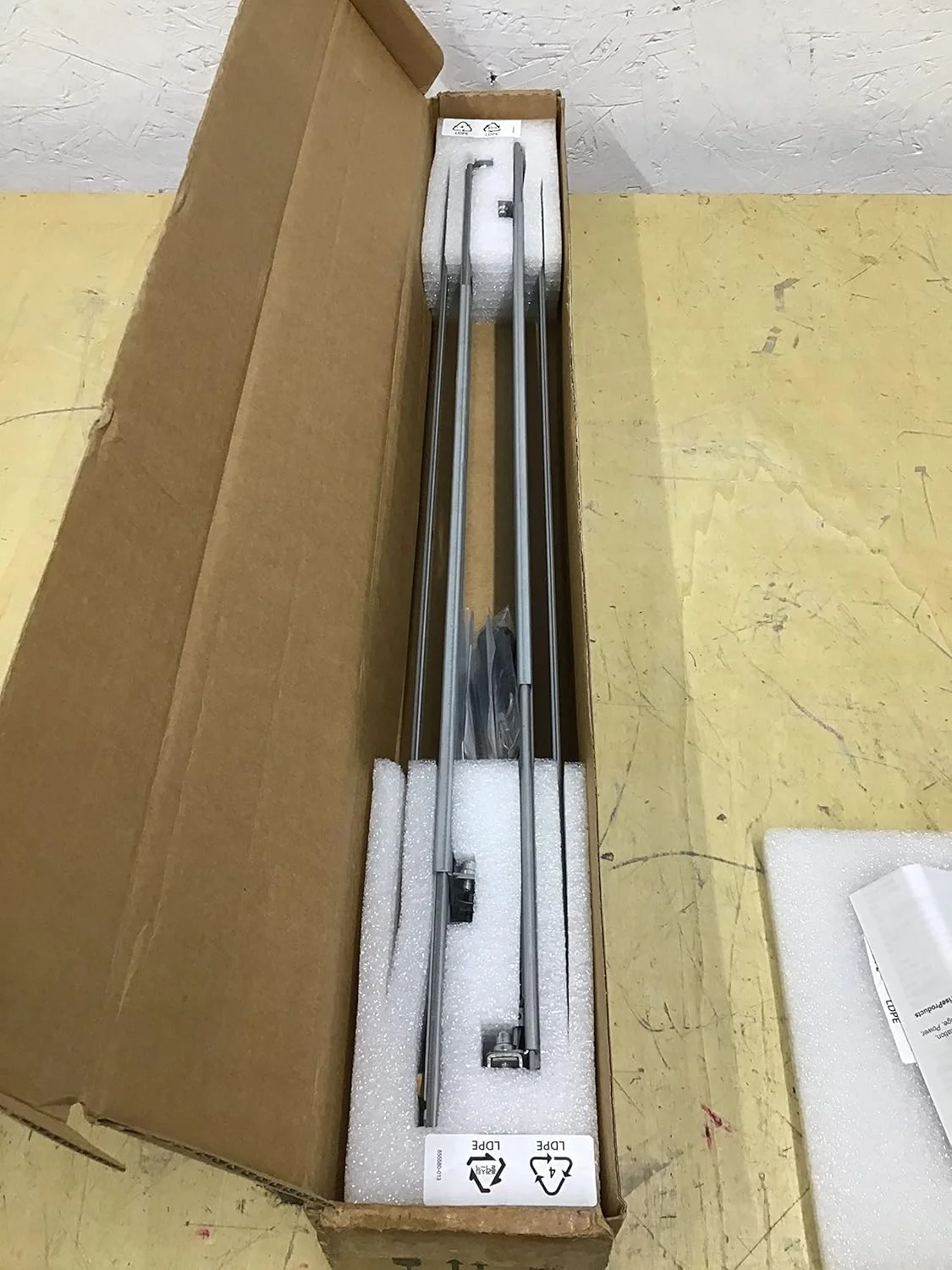 کیت ریل نصب آسان HP 874543-B21 با فرم فاکتور کوچک - کیت ریل رک - 1U - برای ProLiant DL360 Gen10 کیت ریل نصب آسان HP 874543-B21 با فرم فاکتور کوچک - کیت ریل رک - 1U - برای ProLiant DL360 Gen10