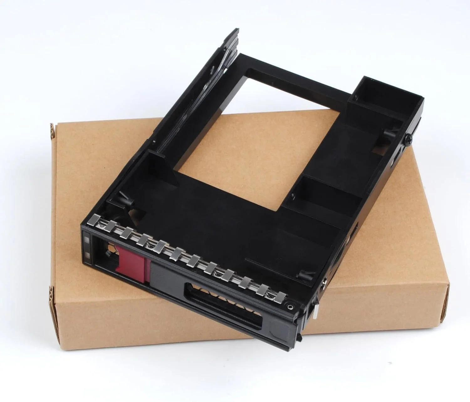 هارد دیسک تری هیبریدی Heretom LFF SAS SATA 3.5 اینچی 774026-001 به همراه آداپتور 2.5 اینچی 661914-001 برای سرورهای HP Apollo 4200 4510 1650 ProLiant ML350 ML110 G9 Gen10 به همراه پیچ هارد دیسک تری هیبریدی Heretom LFF SAS SATA 3.5 اینچی 774026-001 به همراه آداپتور 2.5 اینچی 661914-001 برای سرورهای HP Apollo 4200 4510 1650 ProLiant ML350 ML110 G9 Gen10 به همراه پیچ