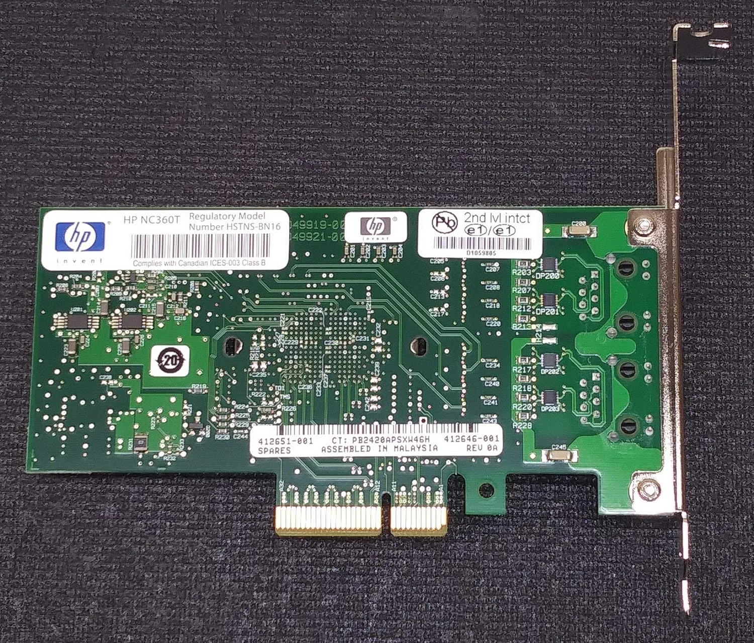 کارت شبکه دو پورت گیگابیتی اترنت HP 412651-001 NC360T - دارای دو پورت RJ45 10/100/1000Mb خارجی - نیازمند یک اسلات PCIe x4 با ارتفاع کم (یا ارتفاع کامل)