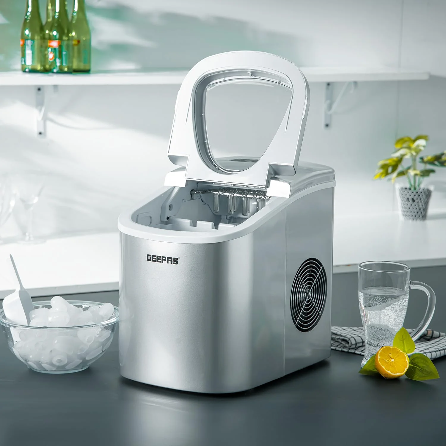 یخ ساز اتوماتیک قابل حمل Geepas GIM63015UK، ظرفیت 12 کیلوگرم در 24 ساعت | دو سایز مکعب یخ | خاموش شدن خودکار | یخ ساز قابل حمل | یخ ساز برقی برای خانه/آشپزخانه/اداره/بار/مهمانی