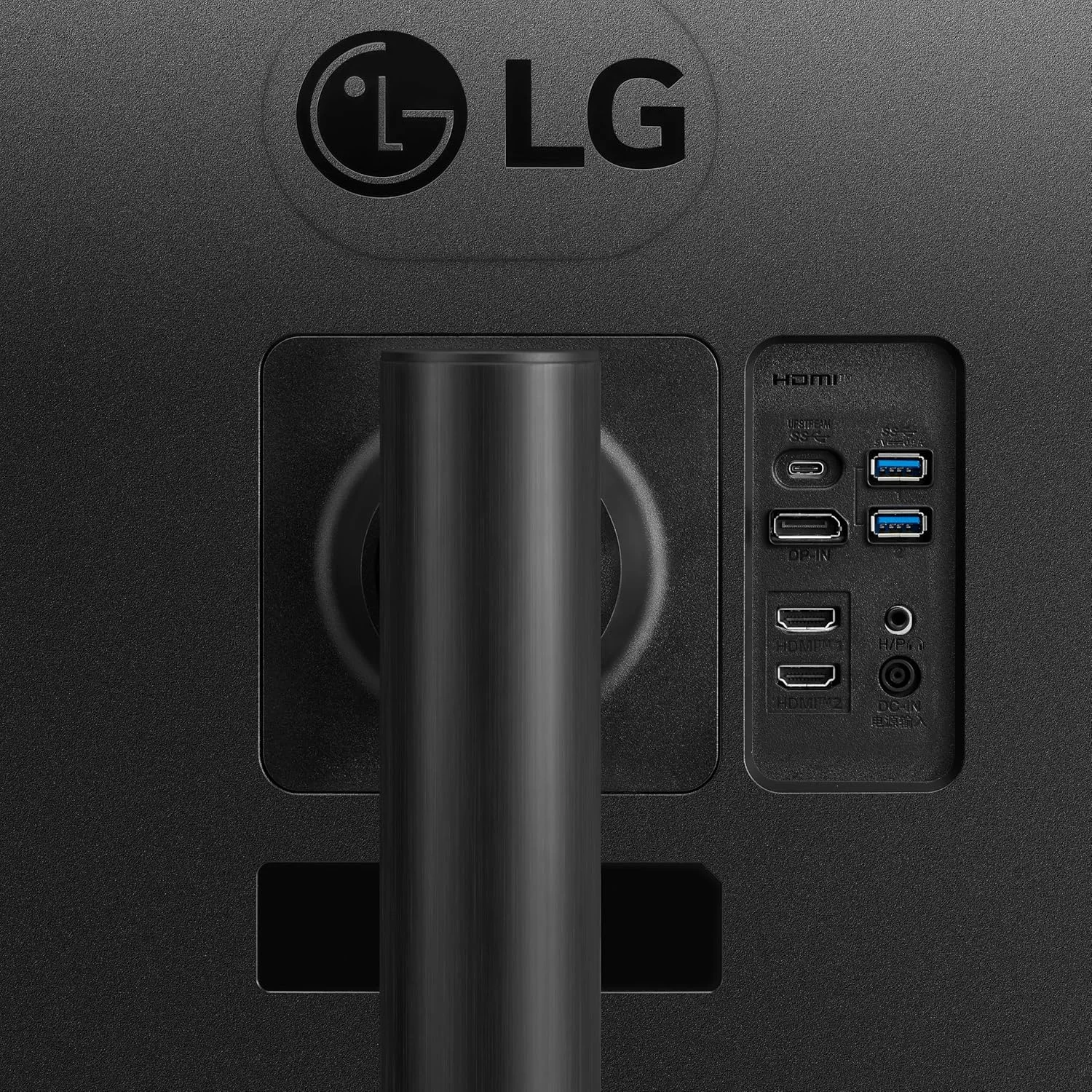 مانیتور خمیده فوق عریض 34 اینچی ال‌جی مدل 34WR55QK-B با رزولوشن WQHD (3440 x 1440)، نرخ تازه‌سازی 100 هرتز، زمان پاسخگویی 5 میلی‌ثانیه، HDR10، حالت Reader، پورت HDMI، DisplayPort، USB Type-C، پایه قابل تنظیم ارتفاع و شیب، مشکی