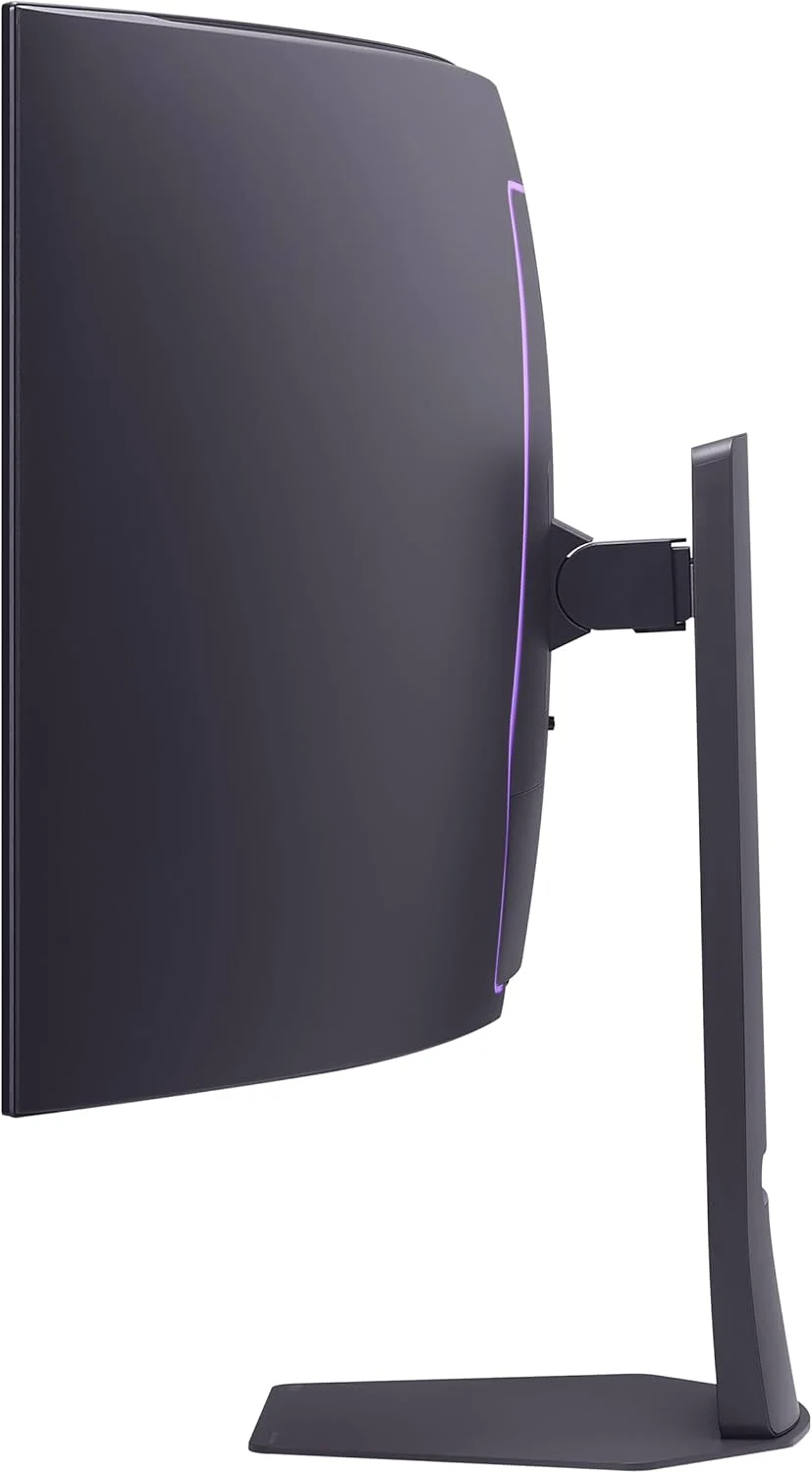 مانیتور گیمینگ هوشمند خمیده اولد LG 45GX90SA-B UltraGear 45 اینچ WQHD (3440x1440) با webOS، نرخ نوسازی 240 هرتز، زمان پاسخگویی 0.03 میلی‌ثانیه، سازگار با NVIDIA G-SYNC، دارای DisplayHDR True Black 400، خروجی هدفون و USB-C