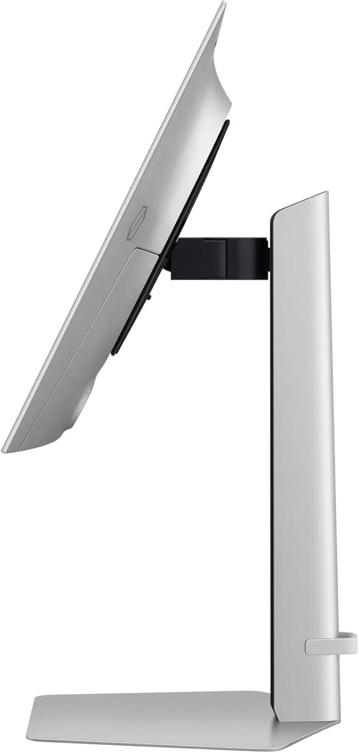 مانیتور گیمینگ 27 اینچی سامسونگ G6 G61D Odyssey OLED QHD 240Hz 0.03Ms، نقره ای مات، با قابلیت تنظیم ارتفاع و چرخش، LS27DG612SMXUE مانیتور گیمینگ 27 اینچی سامسونگ G6 G61D Odyssey OLED QHD 240Hz 0.03Ms، نقره ای مات، با قابلیت تنظیم ارتفاع و چرخش، LS27DG612SMXUE