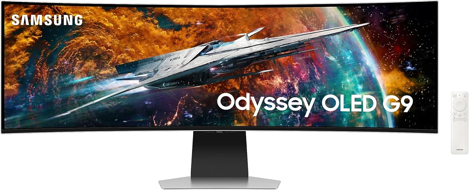 مانیتور گیمینگ خمیده 49 اینچی سامسونگ مدل Odyssey OLED G9 G95SC با پنل QD OLED، رزولوشن 5120x1440، نرخ تازه‌سازی 240 هرتز، زمان پاسخگویی 0.03 میلی‌ثانیه، همراه با بلندگو و کنترل از راه دور