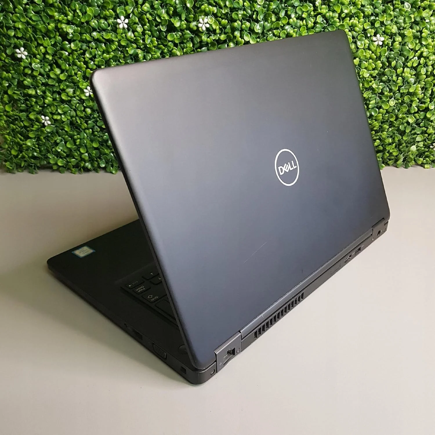 لپ تاپ تجاری دل Latitude 5490 (بازسازی شده) | صفحه نمایش 14 اینچی Full HD FHD | پردازنده Intel Core i5-8350U نسل هشتم چهار هسته ای | 16 گیگابایت DDR4 | 256 گیگابایت SSD | ویندوز 10 پرو
