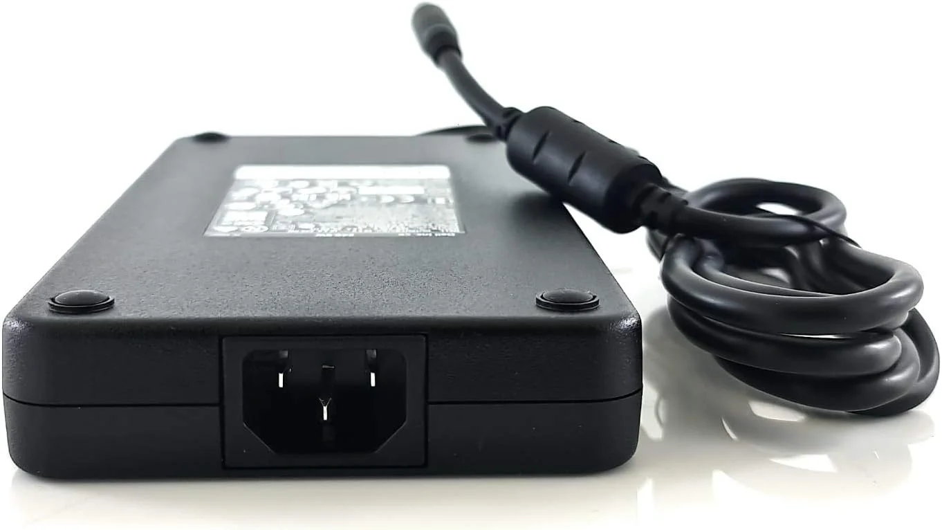 آداپتور شارژر اصلی دل PA-9E مدل FWCRC با توان 240 وات، 19.5 ولت و 12.3 آمپر. سازگار با Precision M4700 M6400 M6500 M6600 M6700 M6800 Alienware M17x M17x R2 M17x R3 M17x R4 M18x GA240PE1-00 آداپتور شارژر اصلی دل PA-9E مدل FWCRC با توان 240 وات، 19.5 ولت و 12.3 آمپر. سازگار با Precision M4700 M6400 M6500 M6600 M6700 M6800 Alienware M17x M17x R2 M17x R3 M17x R4 M18x GA240PE1-00