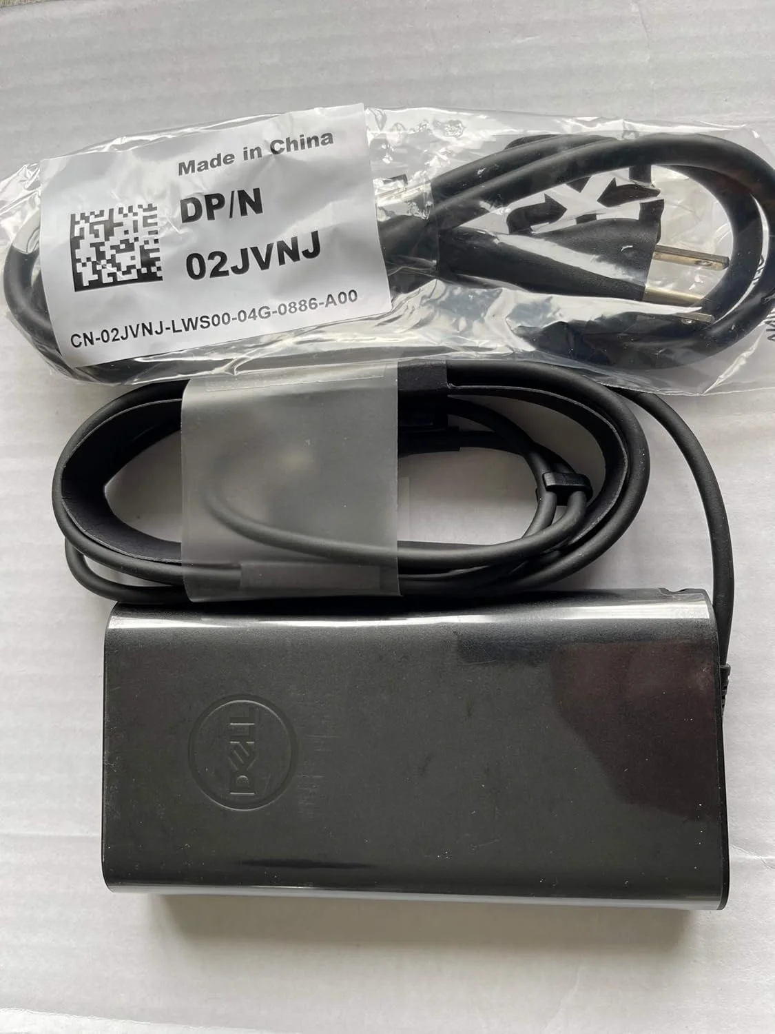 آداپتور برق 90 واتی USB-C دل مدل R2M8K 0R2M8K برای لپ تاپ های Latitude 5310 2-in-1، 5410، 5510، 9410 2-in-1، 9510، Precision 3550، XPS 15 (9500)