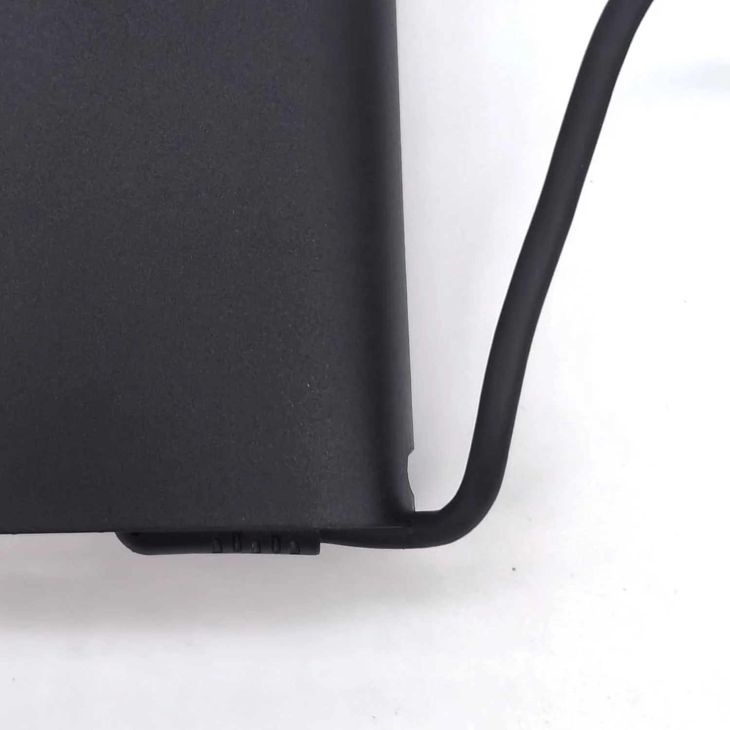 شارژر لپ تاپ دل 45 وات با نوک 4.5 میلی متری، آداپتور AC XPS 9360 9370 9380، شارژر AC Latitude 3310 2 در 1 7350 3400 3500، مشکی، LA45NM131 شارژر لپ تاپ دل 45 وات با نوک 4.5 میلی متری، آداپتور AC XPS 9360 9370 9380، شارژر AC Latitude 3310 2 در 1 7350 3400 3500، مشکی، LA45NM131