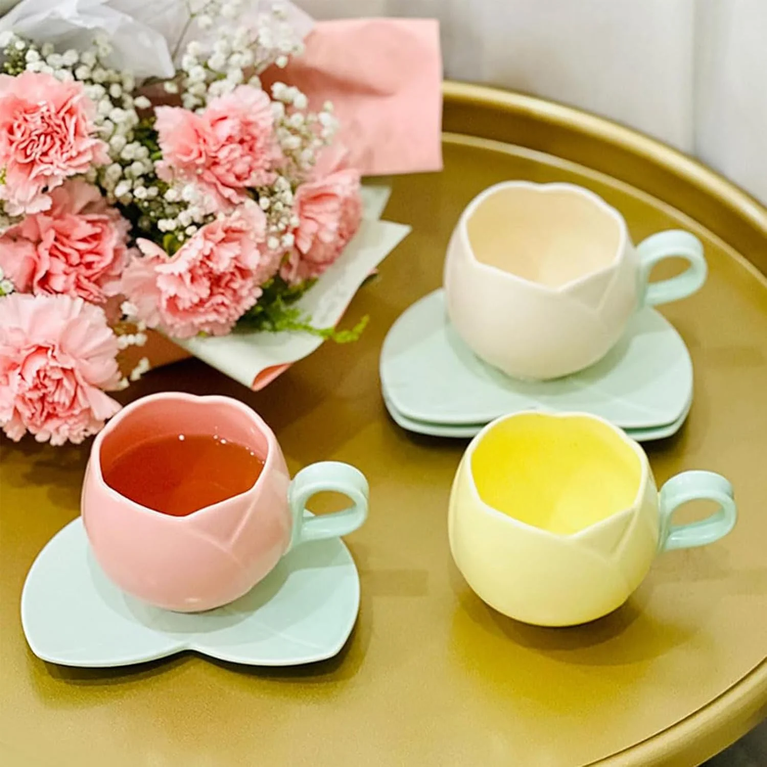ست فنجان قهوه سرامیکی KASTWAVE با نعلبکی، فنجان لاله خلاقانه با طراحی نامنظم منحصر به فرد برای دفتر و خانه، قابل شستشو در ماشین ظرفشویی و استفاده در مایکروویو، فنجان زیبا برای لاته، چای، شیر (300 میلی لیتر)