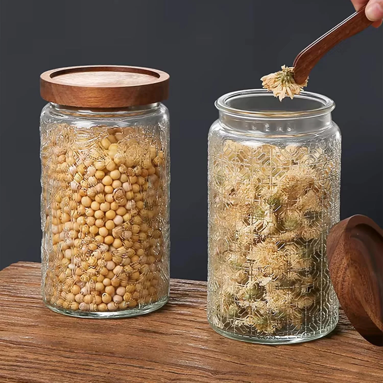 ست 2 عددی ظروف شیشه ای قدیمی با درب چوبی، ظروف نگهداری مواد غذایی شیشه ای 1000 میلی لیتری درب دار برای آشپزخانه، مناسب شکر، قهوه، آبنبات، کلوچه، چای و پاستا