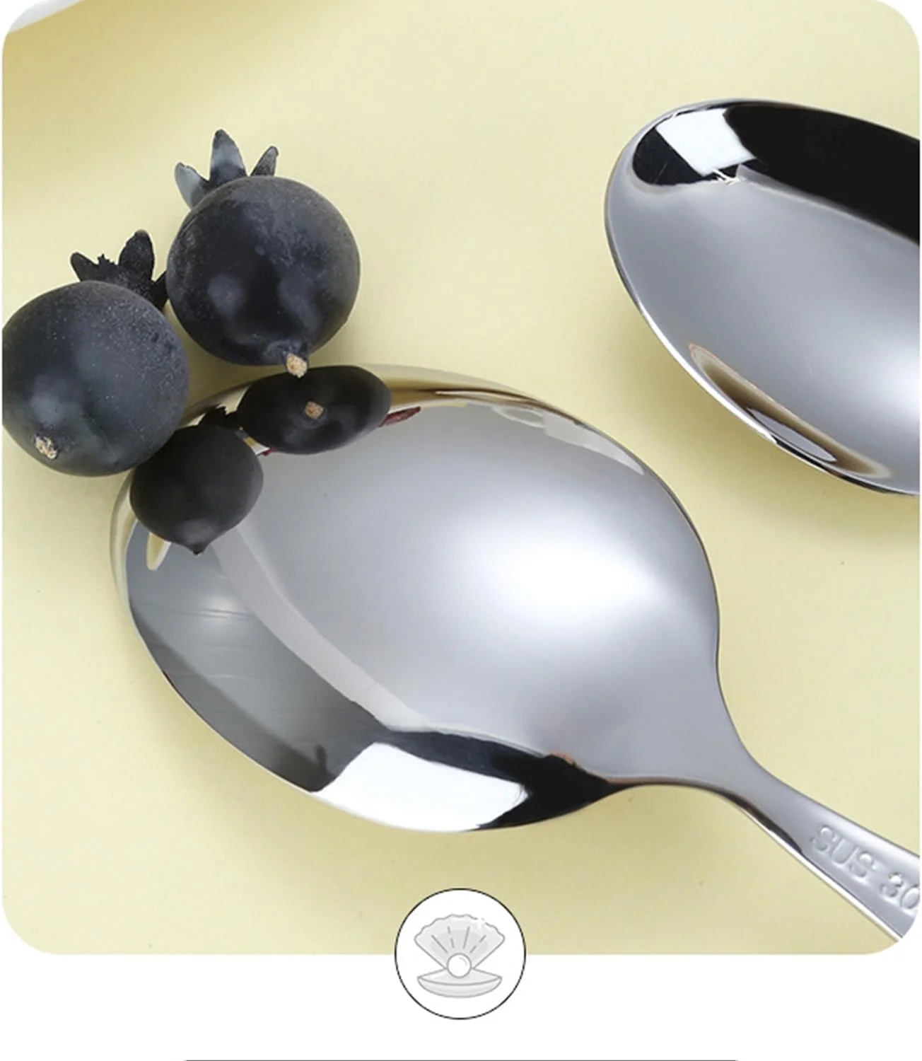 ست قاشق استیل، قاشق دسر با تزئین مروارید مصنوعی، 8.4 اینچی به سبک کرهای، مناسب برای چای و قهوه، مناسب برای صرف غذا در منزل، مهمانیها و هدیه، دسته سرامیکی (مشکی، 4 عددی) ست قاشق استیل، قاشق دسر با تزئین مروارید مصنوعی، 8.4 اینچی به سبک کرهای، مناسب برای چای و قهوه، مناسب برای صرف غذا در منزل، مهمانیها و هدیه، دسته سرامیکی (مشکی، 4 عددی)