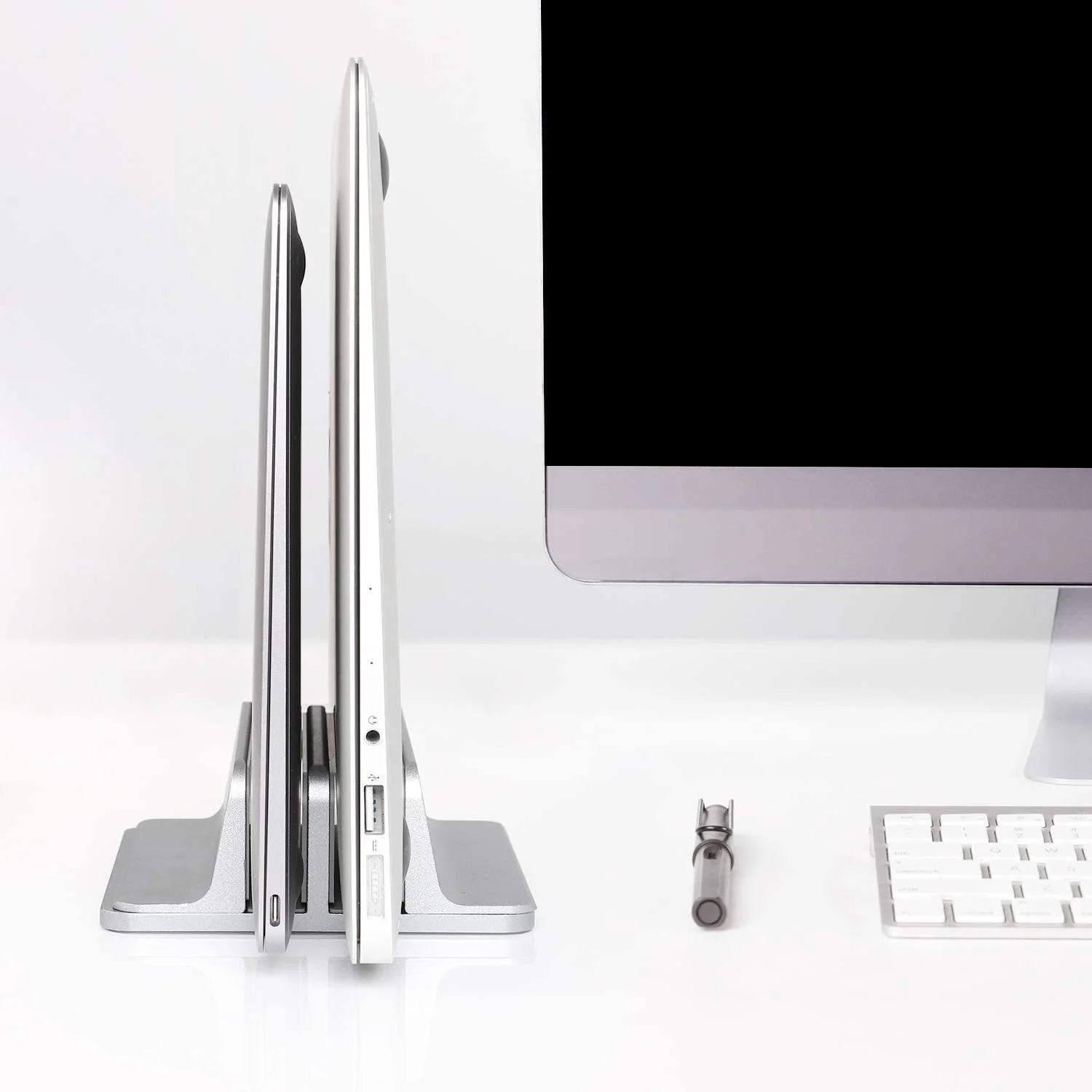 پایه نگهدارنده عمودی لپ تاپ Smilee، پایه رومیزی قابل تنظیم نگهدارنده لپ تاپ (تا 17.3 اینچ) سازگار با تمام MacBook Pro/Air/Microsoft Surface (2 اسلات، خاکستری) پایه نگهدارنده عمودی لپ تاپ Smilee، پایه رومیزی قابل تنظیم نگهدارنده لپ تاپ (تا 17.3 اینچ) سازگار با تمام MacBook Pro/Air/Microsoft Surface (2 اسلات، خاکستری)