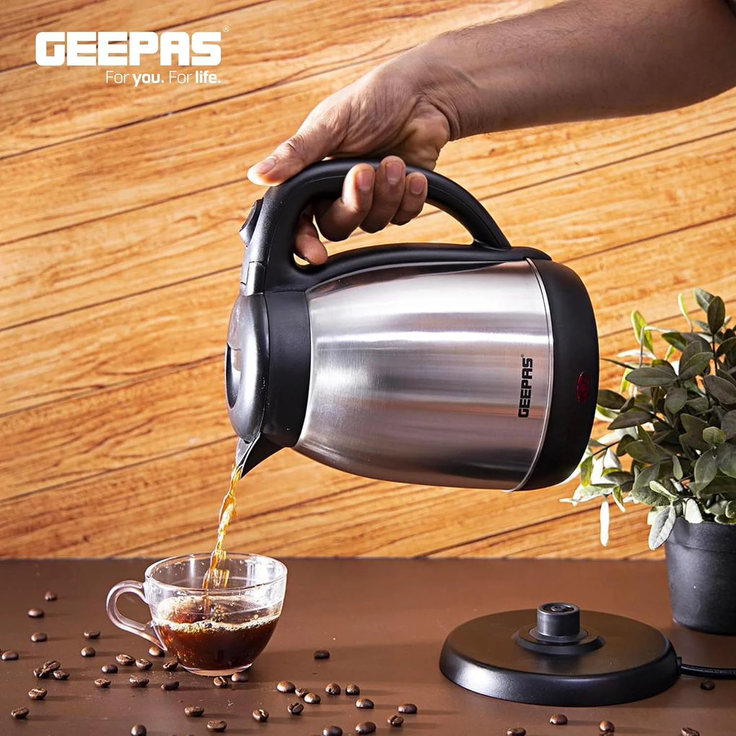 کتری برقی 1.5 لیتری استیل ضد زنگ Geepas - GK5459